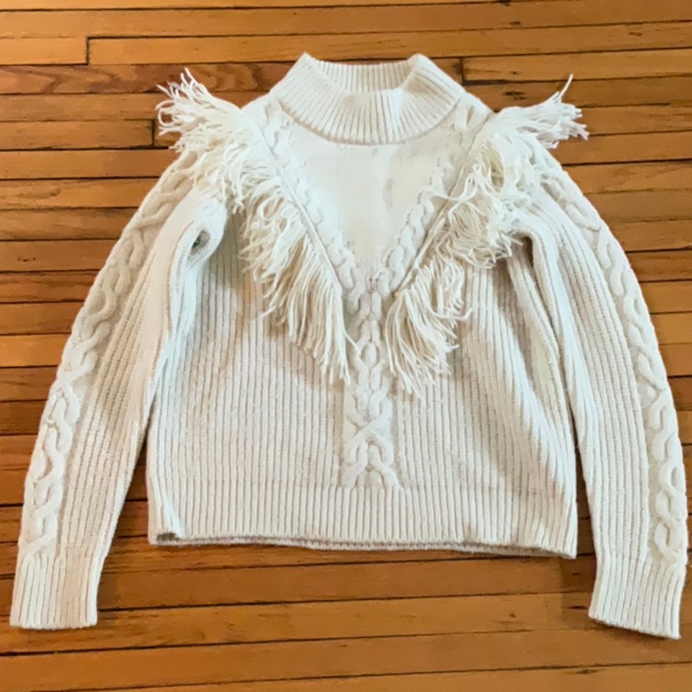📚Tuckernuck Caswell Sweater📚 - Picture 2 of 5